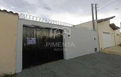 Imagem: A casa possui 1 Dormitório, 1 Banheiro, 2 Vagas na garagem