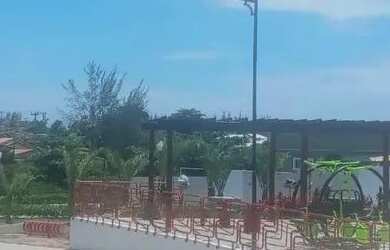 Imagem: A casa à venda possui 2 Dormitórios, 2 Banheiros, 1 Vaga na