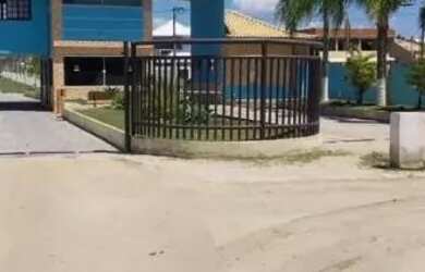 Imagem 7: Terreno araruama. Piscinae318m² de Área