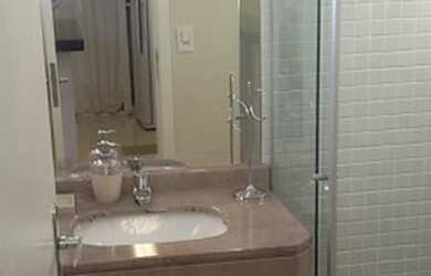 Imagem: A casa em condomínio possui 3 Dormitórios, 1 Banheiro, 3 Vagas