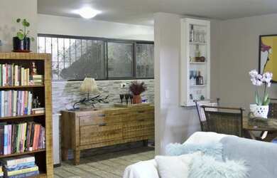 Imagem: A casa em condomínio possui 2 Dormitórios, 1 Banheiro, 2 Vagas