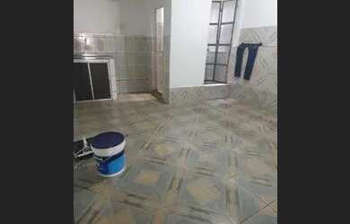 Imagem: A casa possui 1 Dormitório, 1 Banheiro e está localizado