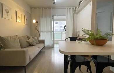 Imagem: O apartamento possui 1 Dormitório, 1 Banheiro, 1 Vaga na garagem