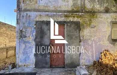 Imagem: A casa possui 2 Dormitórios, 1 Banheiro, 179m² de Área e