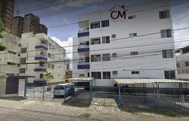 Imagem: O apartamento possui 3 Dormitórios, 1 Banheiro, 1 Vaga na garagem