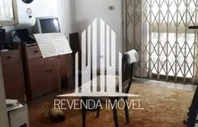 Imagem: A casa possui 3 Dormitórios, 4 Banheiros, 2 Vagas na garagem