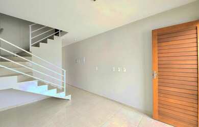 Imagem 2: Sobrado geminado com 59m² localizado no bairro Paranaguamirim para à...