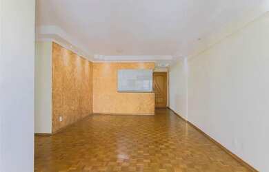 Imagem: O apartamento possui 3 Dormitórios, 4 Banheiros, 2 Vagas na