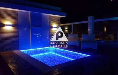 Imagem: O apartamento na cobertura possui 4 Dormitórios, 5 Banheiros