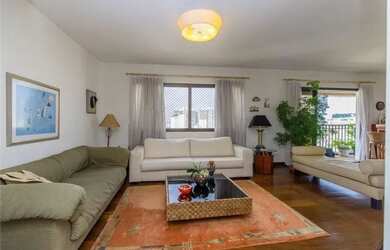 Imagem: O apartamento possui 4 Dormitórios, 4 Banheiros, 3 Vagas na