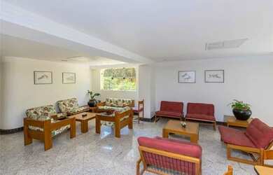 Imagem: O apartamento possui 3 Dormitórios, 3 Banheiros, 210m² de