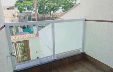 Imagem 7: Sobrado novo na Vila Maria