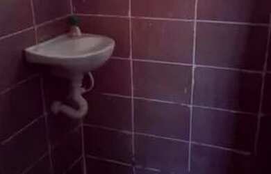 Imagem 2: Alugo casa no coelho SG. Varanda, 1 Vaga na garageme1 Dormitório