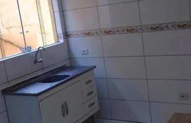 Imagem 4: Casa 4 Dormitorios. 170m² de Área, 2 Vagas na garageme4 Dormitórios