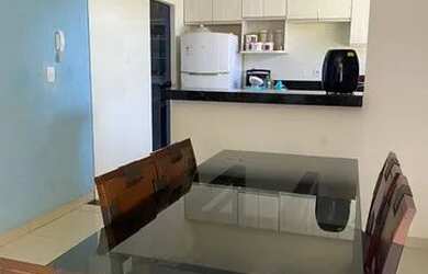 Imagem: A casa possui 3 Dormitórios, 3 Banheiros, 2 Vagas na garagem