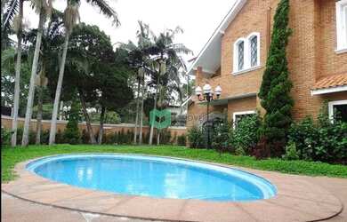 Imagem: A casa para alugar possui 5 Dormitórios, 5 Banheiros, 5 Vagas