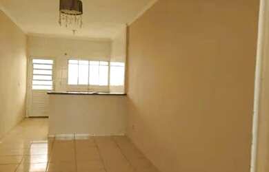 Imagem 5: Casa com 4 quartos e 2 banheiros