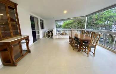 Imagem: O apartamento possui 2 Dormitórios, 3 Banheiros, 1 Vaga na