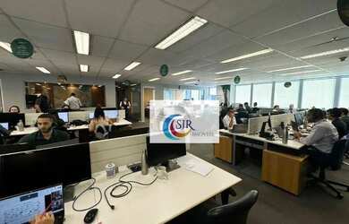 Imagem: O depósito possui 5 Vagas na garagem, 507m² de Área e está