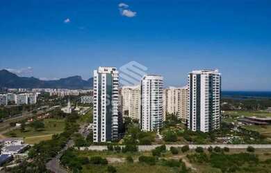 Imagem: O apartamento possui 3 Dormitórios, 4 Banheiros, 2 Vagas na