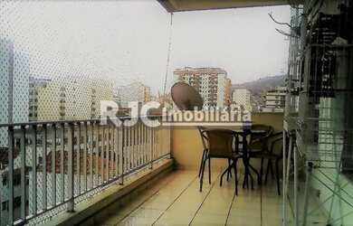 Imagem: O apartamento na cobertura possui 2 Dormitórios, 1 Banheiro