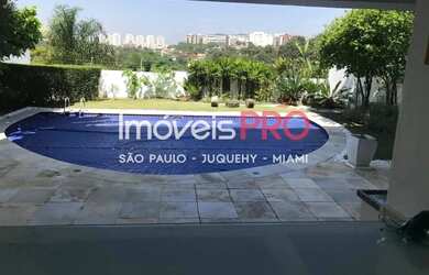 Imagem: A casa possui 5 Dormitórios, 5 Banheiros, 594m² de Área e