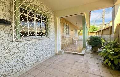 Imagem: A casa possui 2 Dormitórios, 2 Banheiros, 193m² de Área e