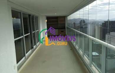 Imagem: O apartamento possui 4 Dormitórios, 4 Banheiros, 3 Vagas na