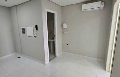 Imagem: O depósito possui 1 Vaga na garagem, 41m² de Área e está