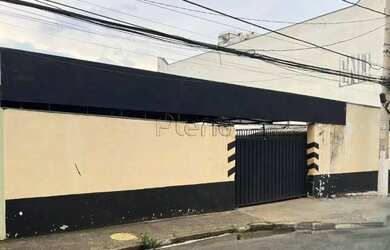 Imagem: O terreno possui 432m² de Área e está localizado em Centro