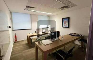 Imagem: O depósito possui 237m² de Área e está localizado em Bairro