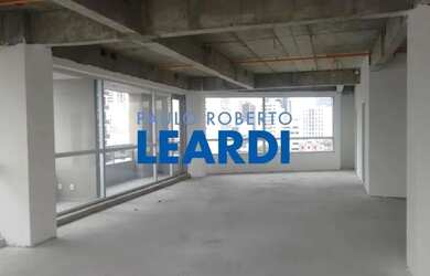 Imagem: O depósito possui 315m² de Área e está localizado em Pinheiros