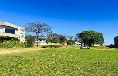 Imagem: O terreno possui 534m² de Área e está localizado em Tanquinho