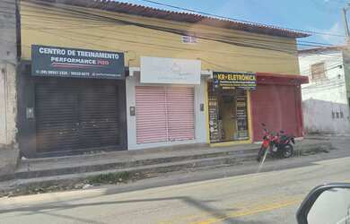 Imagem: A casa possui 5 Dormitórios, 5 Banheiros, 200m² de Área e