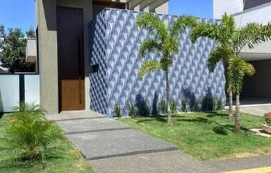 Imagem: A casa em condomínio possui 4 Dormitórios, 5 Banheiros, 4