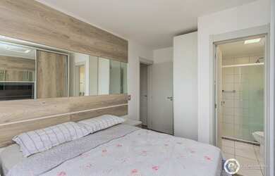 Imagem 7: Apartamento para venda possui 72m² semi mobiliado com 3 quartos em Cavalhada - Porto Alegr