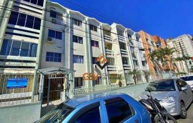 Imagem: O apartamento possui 3 Dormitórios, 1 Banheiro, 1 Vaga na garagem