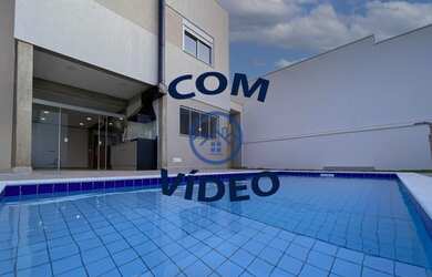 Imagem: A casa em condomínio possui 3 Dormitórios, 4 Banheiros, 4