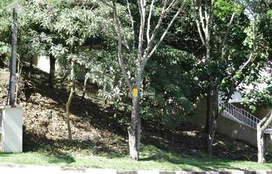 Imagem: O terreno possui 707m² de Área e está localizado em Jardim