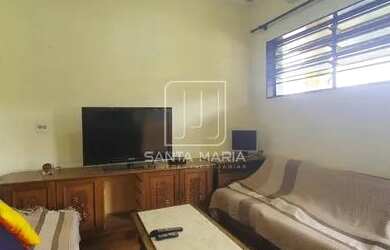 Imagem: O depósito possui 2 Vagas na garagem, 228m² de Área e está