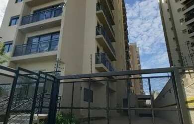 Imagem: O apartamento possui 1 Dormitório, 1 Banheiro, 1 Vaga na garagem