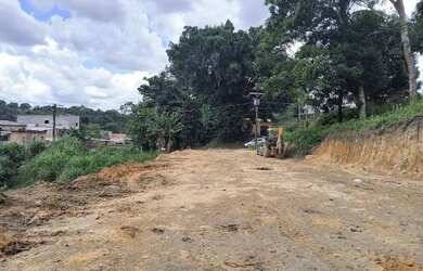 Imagem: O terreno possui 744m² de Área e está localizado em Cidade