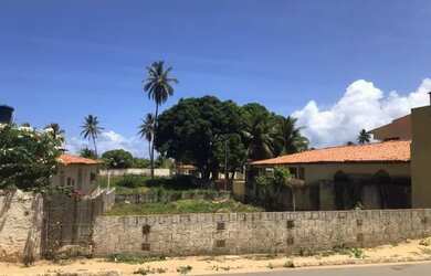 Imagem: O terreno possui 300m² de Área e está localizado em Pitimbu