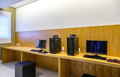 Imagem: O apartamento possui 2 Dormitórios, 2 Banheiros, 60m² de Área