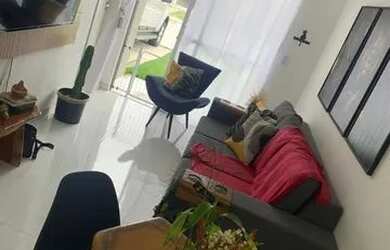 Imagem: A casa em condomínio possui 2 Dormitórios, 3 Banheiros e