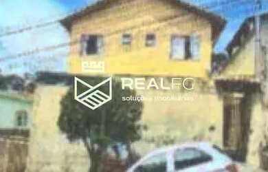 Imagem: A casa possui 2 Dormitórios, 1 Banheiro, 1 Vaga na garagem