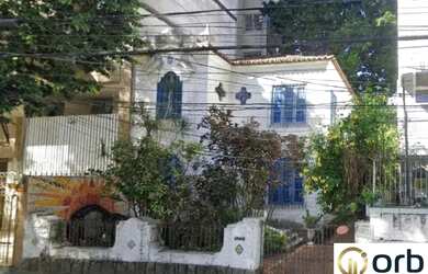 Imagem: A casa possui 3 Dormitórios, 2 Banheiros, 282m² de Área e