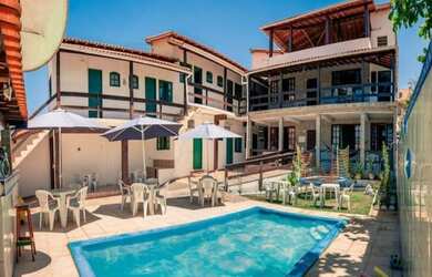 Imagem: O depósito possui 2 Vagas na garagem, 450m² de Área e está