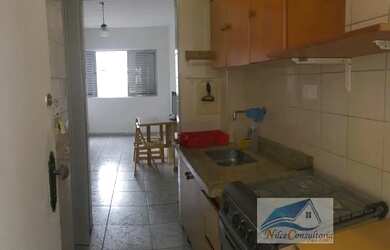 Imagem: O apartamento possui 1 Dormitório, 1 Banheiro, 1 Vaga na garagem