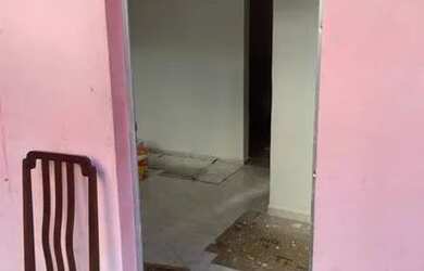 Imagem: A casa possui 1 Dormitório, 1 Banheiro e está localizado